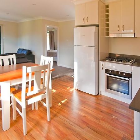 Wagga Wagga Beach Caravan Park Hotel Ruang foto