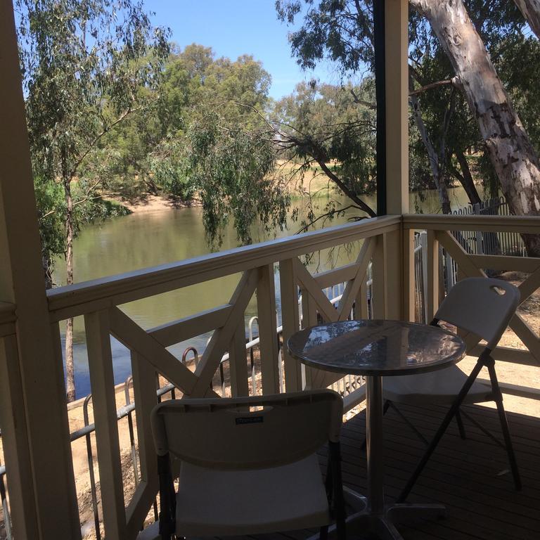 Wagga Wagga Beach Caravan Park Hotel Ruang foto