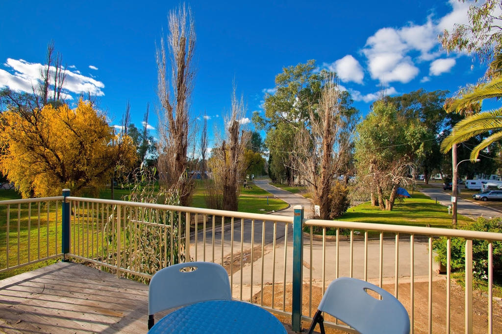 Wagga Wagga Beach Caravan Park Hotel Ruang foto