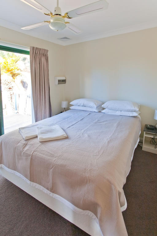 Wagga Wagga Beach Caravan Park Hotel Ruang foto